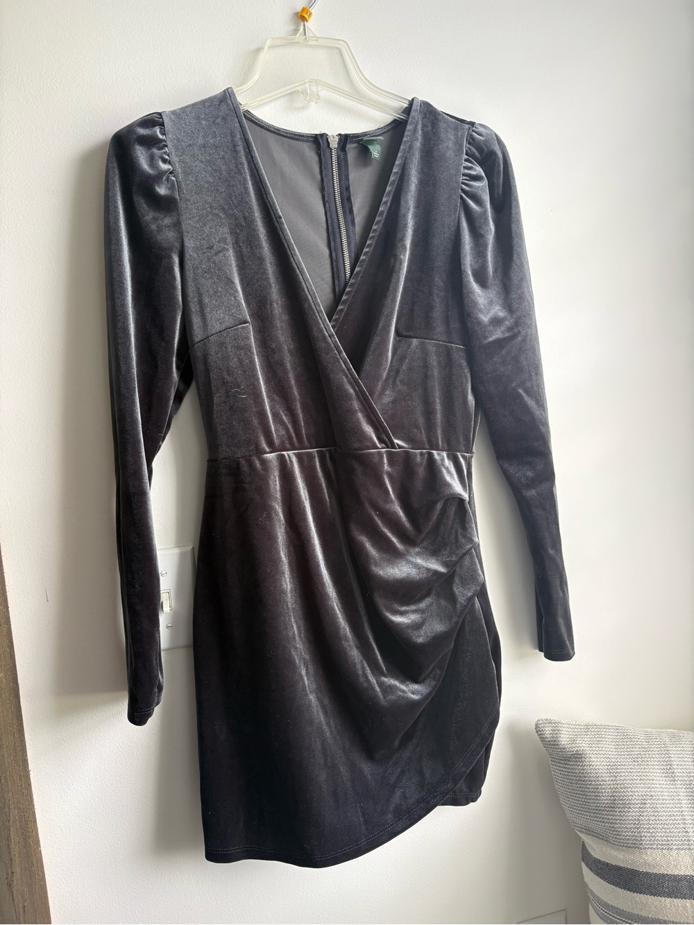 Wild Fable navy Velvet Long-Sleeve Dress